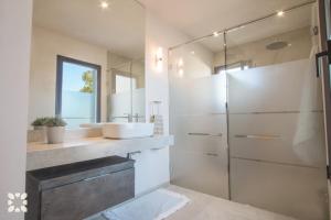 Kúpeľňa v ubytovaní Villa Los Roques by Abahana Villas
