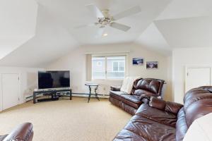 Et tv og/eller underholdning på Family Beach Retreat