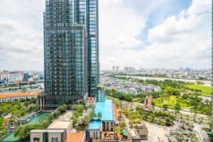 Ptičja perspektiva objekta Vinhomes Central Park Apartments Luxury For Rent