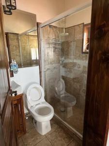 Koupelna v ubytování Agradable cabaña en Tapalpa