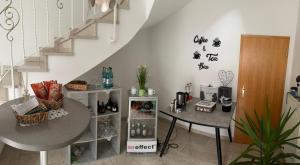 Afbeelding uit fotogalerij van Gästehaus Krone in Holzkirchen +11 foto's