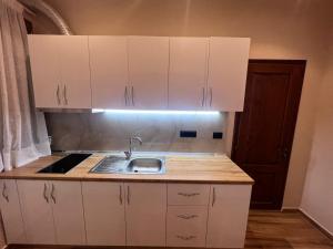 Fotografie z fotogalerie ubytování Vila Magis v destinaci Vlorë + 48 fotografií