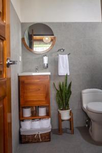 Koupelna v ubytování Casa Roble Fortuna