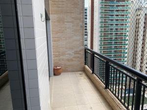 Royal Duplex Umarizal tesisinde bir balkon veya teras