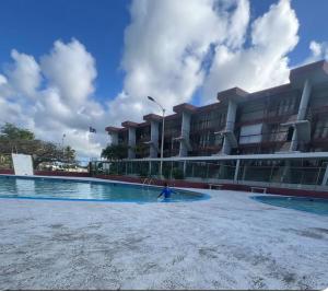 Bazén v ubytování Playa Azul Luquillo nebo v jeho okolí