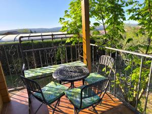 Balkon lub taras w obiekcie Cabañas Miraduero