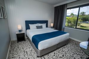 Warners at the Bay客房内的一张或多张床位