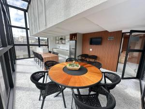 Istumisnurk majutusasutuses Studio central com lazer e spa
