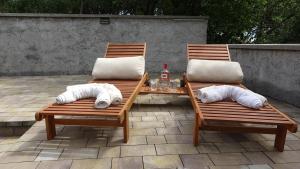 Φωτογραφία από το άλμπουμ του Sweet house with garden 35 meters from sea σε Karlobag