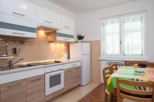 Imagen de la galería de Apartment Nevia, en Makarska