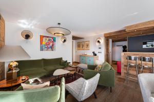 Coin salon dans l'établissement Appartement Sifflote - LES CHALETS COVAREL