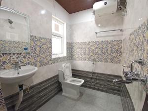 Koupelna v ubytování Stayat47Rajgarh