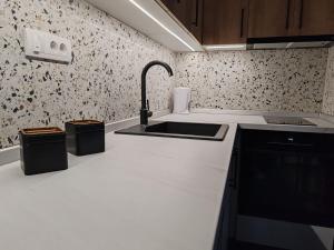 Dapur atau dapur kecil di Angelika apartman Divčigora