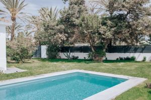 Swimmingpoolen hos eller tæt på Villa Beatriz by BH Marbella