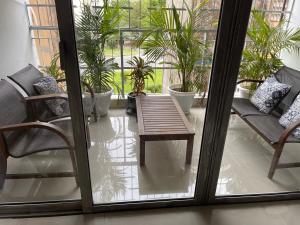 Photo de la galerie de l'établissement Bel appartement Riviera golf, à Abidjan