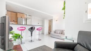 Kuchyňa alebo kuchynka v ubytovaní CASA NOSTRA, Port-Grimaud, Vue sur les Canaux
