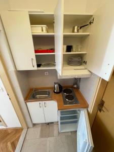 Kuchyň nebo kuchyňský kout v ubytování Apartment Martina Tučepi
