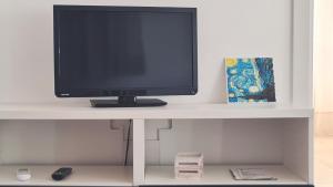 TV a/nebo společenská místnost v ubytování LOREN'S