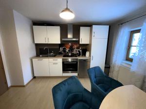 Kuchyňa alebo kuchynka v ubytovaní Ferienwohnung Aigner + 15 fotografií