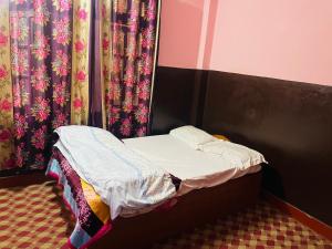 Postel nebo postele na pokoji v ubytování Hotel gaule