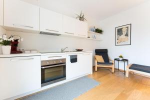 O bucătărie sau chicinetă la Apartment Oberlechner