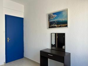 Μια τηλεόραση ή/και κέντρο ψυχαγωγίας στο Park Apartment