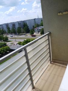 Balkón nebo terasa v ubytování cozy flat in new project with air conditioner & jacuzzi