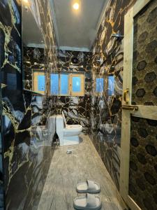 Bagno di John's Homestay