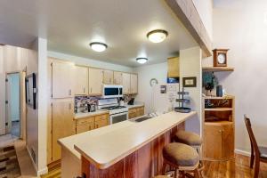 Gallery image of Creekside at Kingswood in Kings Beach +23 photos