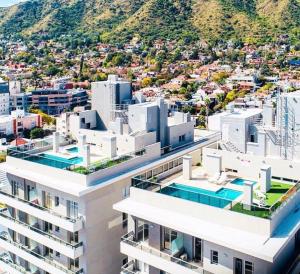 Bazén v ubytování Torre Opera Depto 3º B nebo v jeho okolí