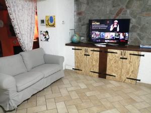 Een TV en/of entertainmentcenter bij La Casina di Sotto
