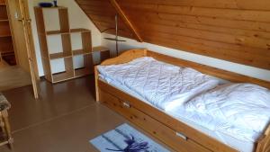 Postel nebo postele na pokoji v ubytování Ferienwohnung Hähnlein