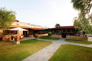 Zahrada ubytování Ariadni Hotel Bungalows