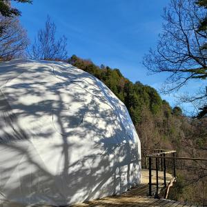 Příroda nedaleko luxury tent