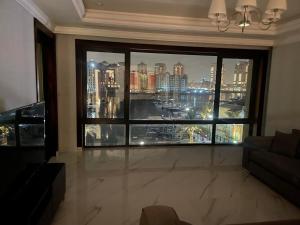 Area soggiorno di 2 BHK Townhouse at Pearl