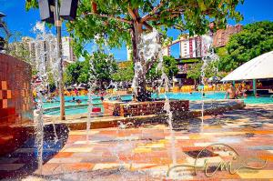 Bazén v ubytování Spazzio diRoma RM Hospedagem com Acesso Acqua Park/Splash nebo v jeho okolí