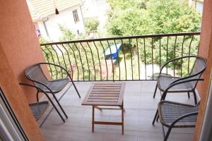 Balkón nebo terasa v ubytování Apartman Nina