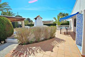 Vonkajšia záhrada v ubytovaní Kathrin - beautiful little house in pretty grounds with lovely views in Benissa