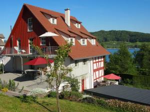 Gallery image of Raised ground floor Comfortable holiday residence in Kattenhorn