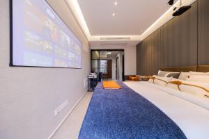 TV/trung tâm giải trí tại Xi Ke Executive Apartment - Shenzhen Futian Exhibition Center