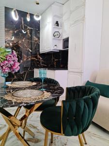 Posezení v ubytování PEARL by the sea Новые апартаменты в Аркадии