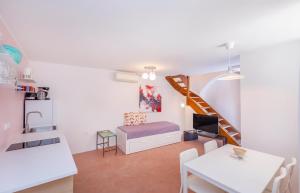 Ein Sitzbereich in der Unterkunft Apartment Potkova