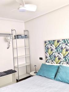 Posteľ alebo postele v izbe v ubytovaní Vivienda con Parking incluido - Zona Van Dyck
