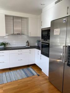 Fotografie z fotogalerie ubytování Ljus och fräsch lägenhet i Ljungskile v destinaci Ljungskile