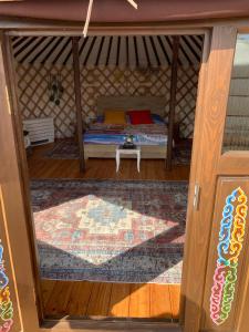 Imagen de la galería de Glamping Anzio Sognando una yurta, en Campo di Carne