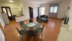 Η κουζίνα ή μικρή κουζίνα στο Villetta con giardino +4 φωτογραφίες