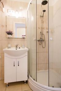 Comfortable flat with prime location near Oktogon 1067 Budapest, 37 Teréz körút kép - 2
