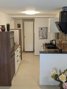 A kitchen or kitchenette at Bietigheim Retreat: Modern und Ruhig