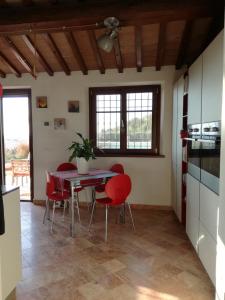 Φωτογραφία από το άλμπουμ του Cintoia, Tuscany Beautiful villa with private pool σε Santa Luce