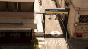 Foto dalla galleria di Guest House Nonna Angela a Napoli